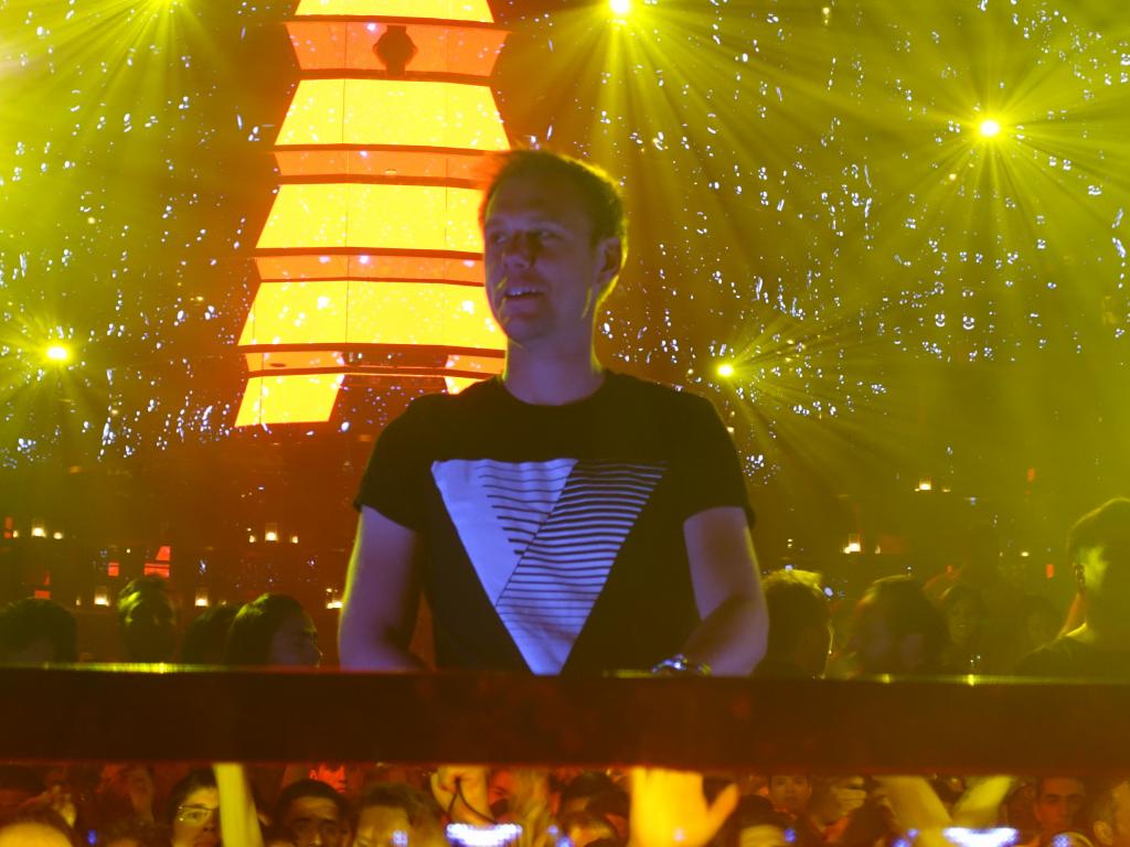 193 - 20160617 Omnia Armin Van Buuren