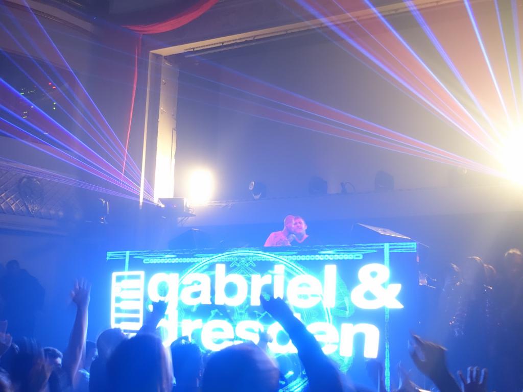 118 - 20160812 GabrielnDesden-Jason Ross