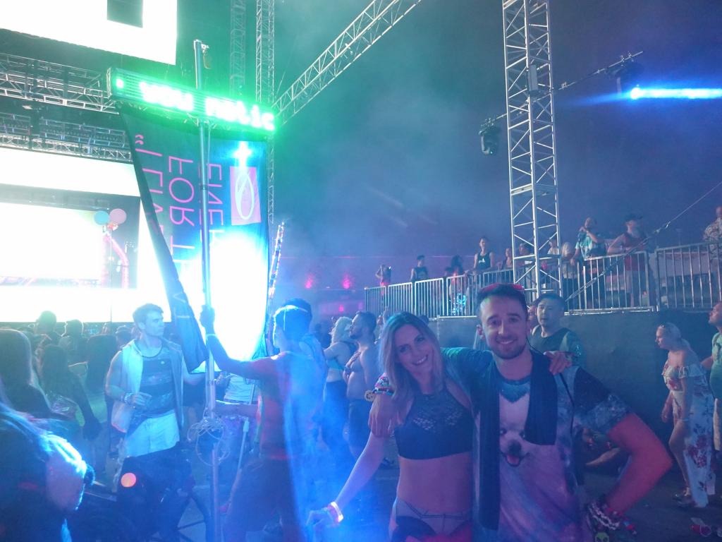 1158 - 20180518 EDC Vegas People