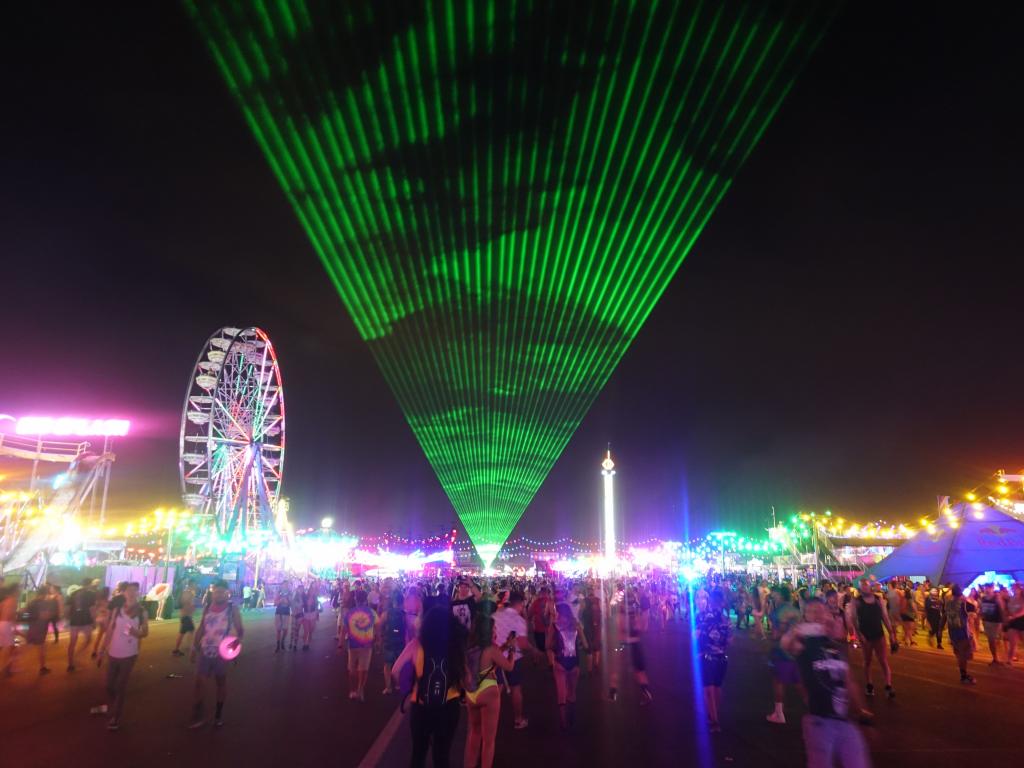 2136 - 20180518 EDC Vegas