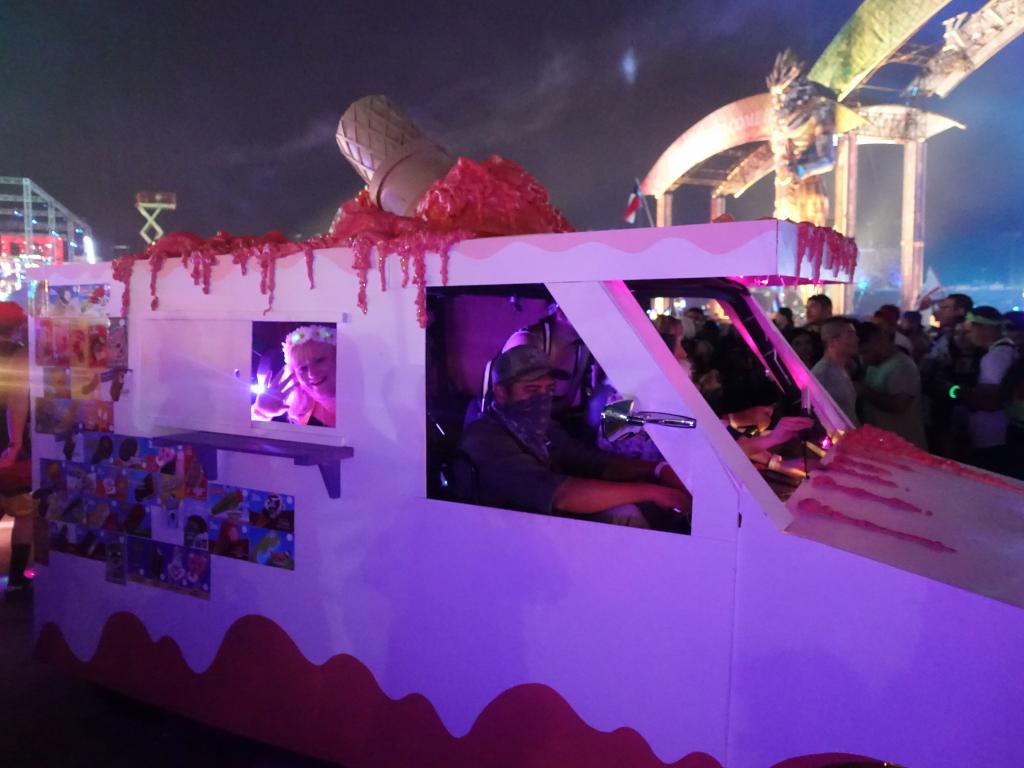 2904 - 20180518 EDC Vegas Art Cars