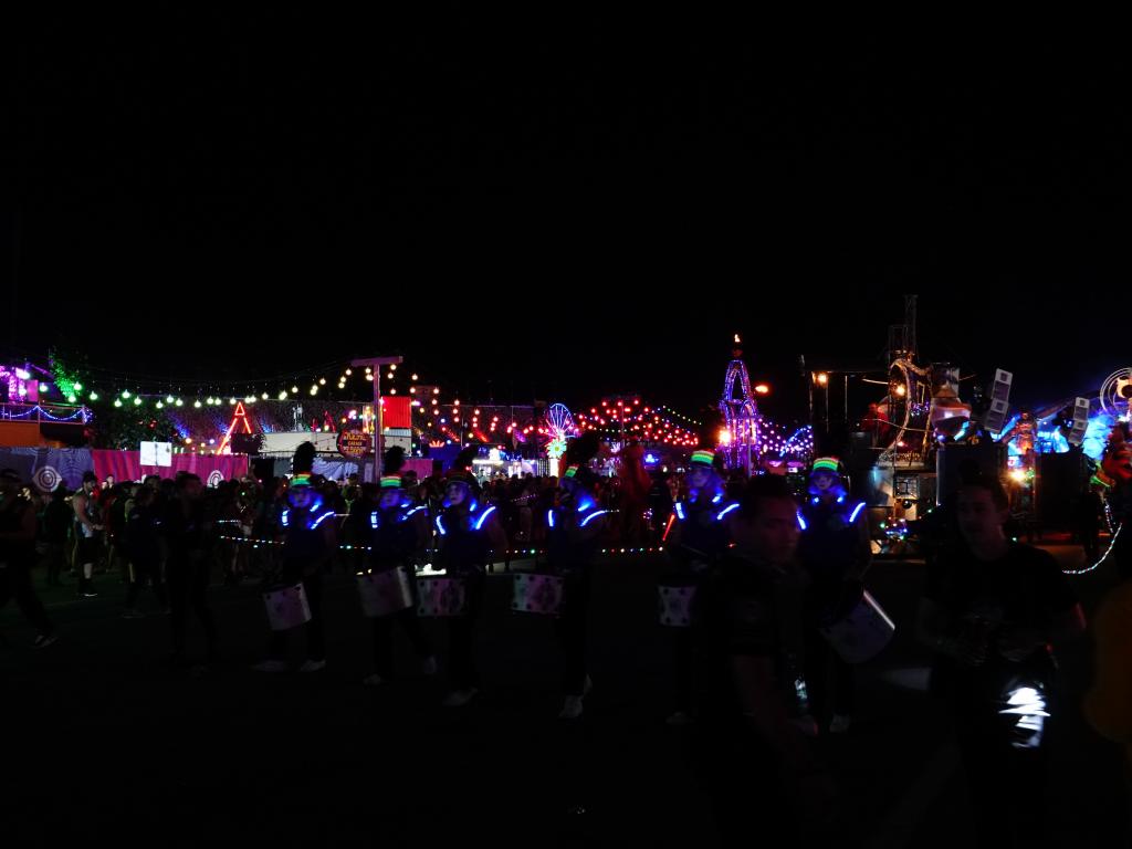 2501 - 20190517 EDC Parade