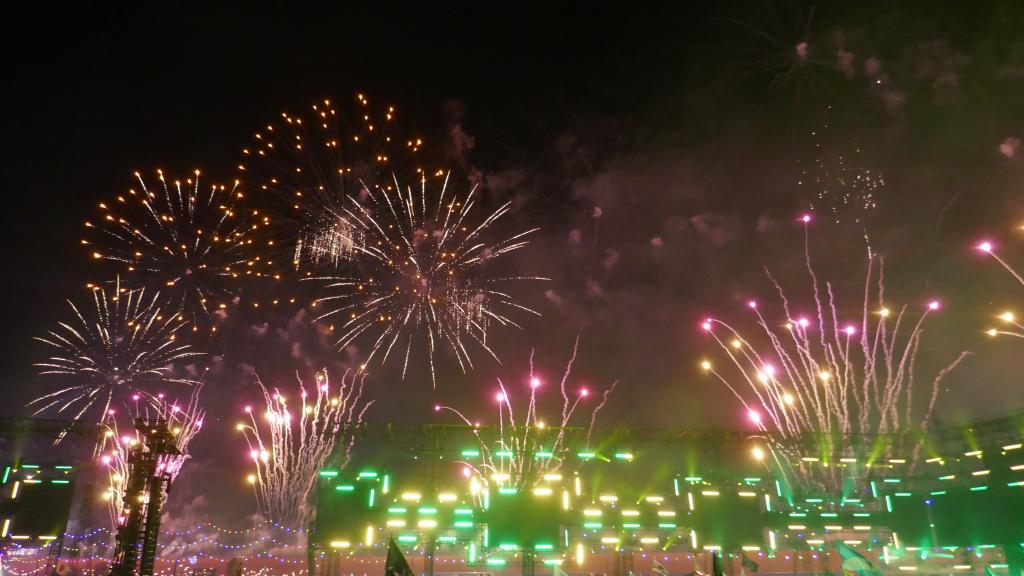 2932 - 20190517 EDC Fireworks