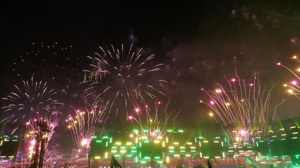 2934 - 20190517 EDC Fireworks