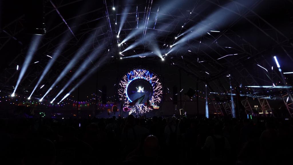 3226 - 20190517 EDC DJs Day1