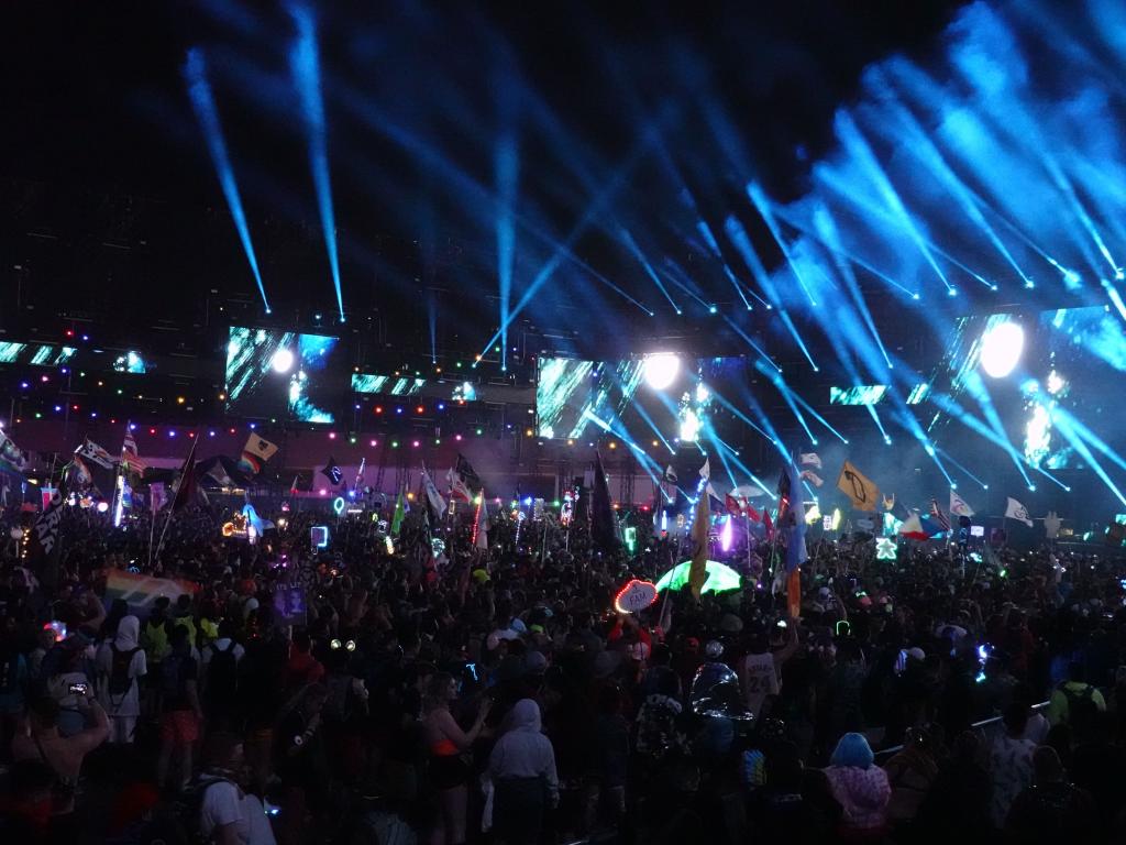 3275 - 20190517 EDC DJs Day1