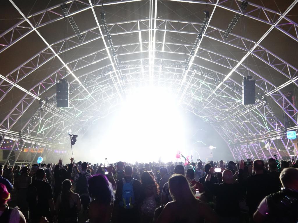 3450 - 20190517 EDC DJs Day2