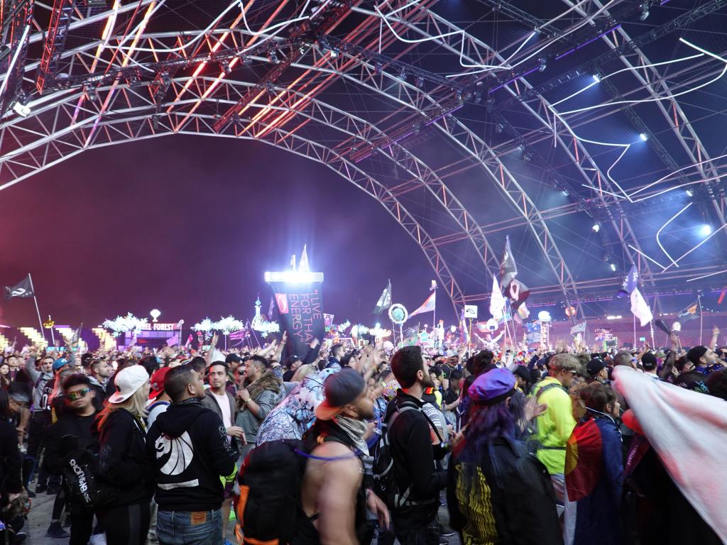 3578 - 20190517 EDC DJs Day3