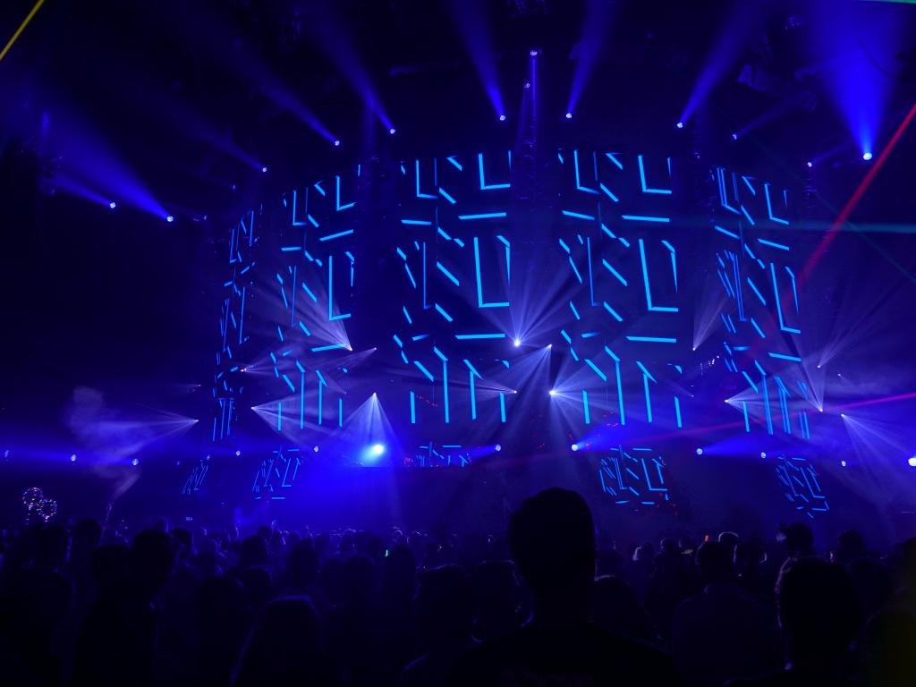 128 - 20191011 Prague O2 Arena ABGT