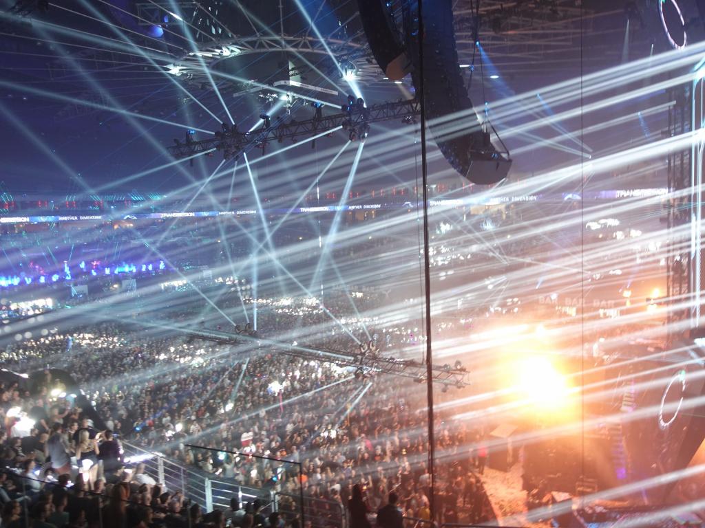 549 - 20191012 Prague O2 Arena Transmission