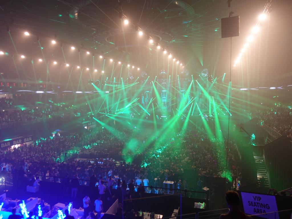 735 - 20191012 Prague O2 Arena Transmission