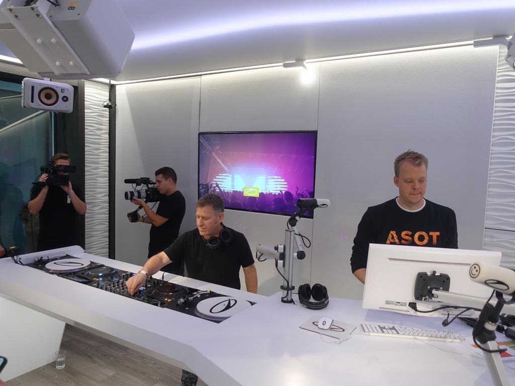 106 - 20191017 ASOT936 ADE Special