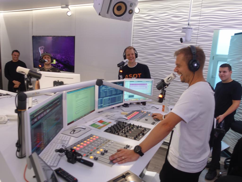 128 - 20191017 ASOT936 ADE Special