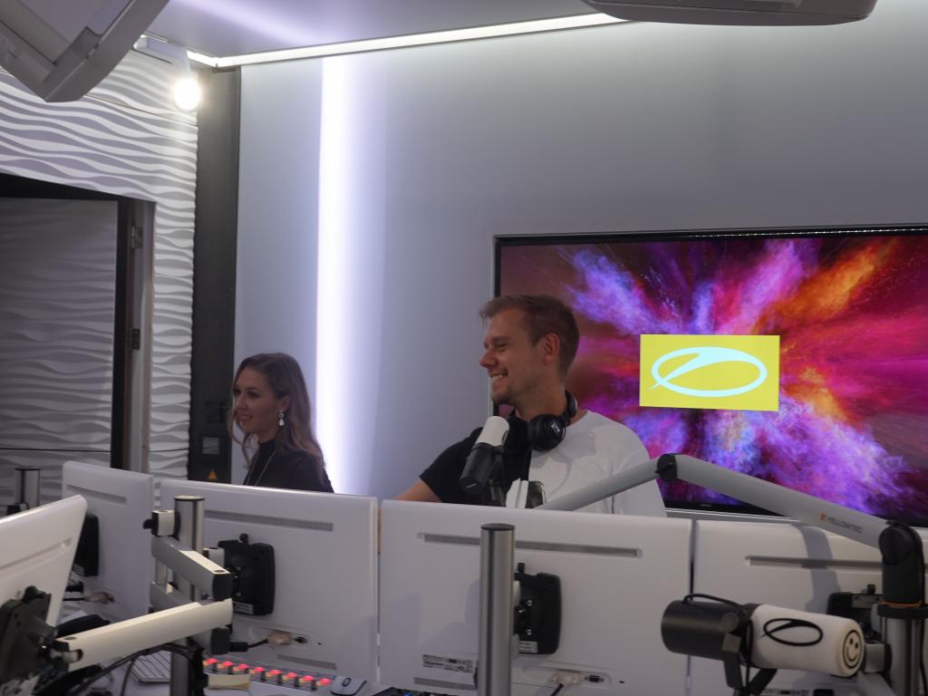 205 - 20191017 ASOT936 ADE Special