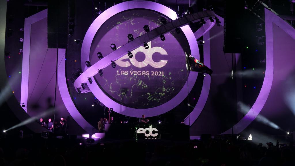 1570 - 20211022 EDC Vegas Day1