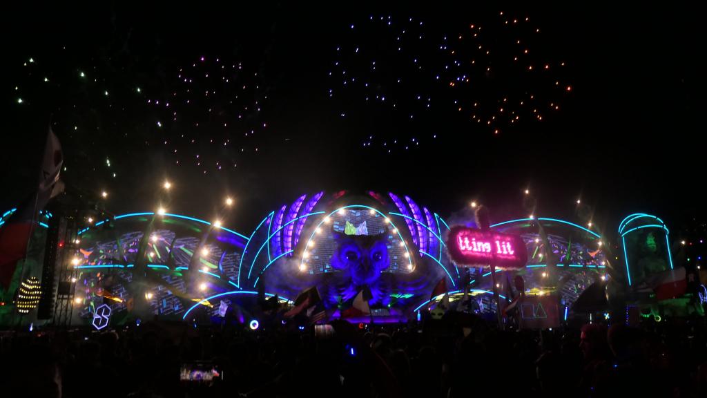 1925 - 20211022 EDC Vegas Day1