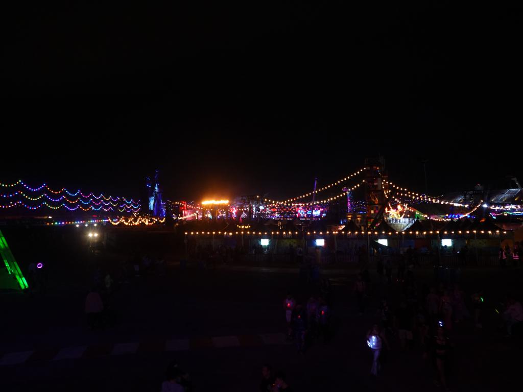 5035 - 20211022 EDC Vegas Grounds