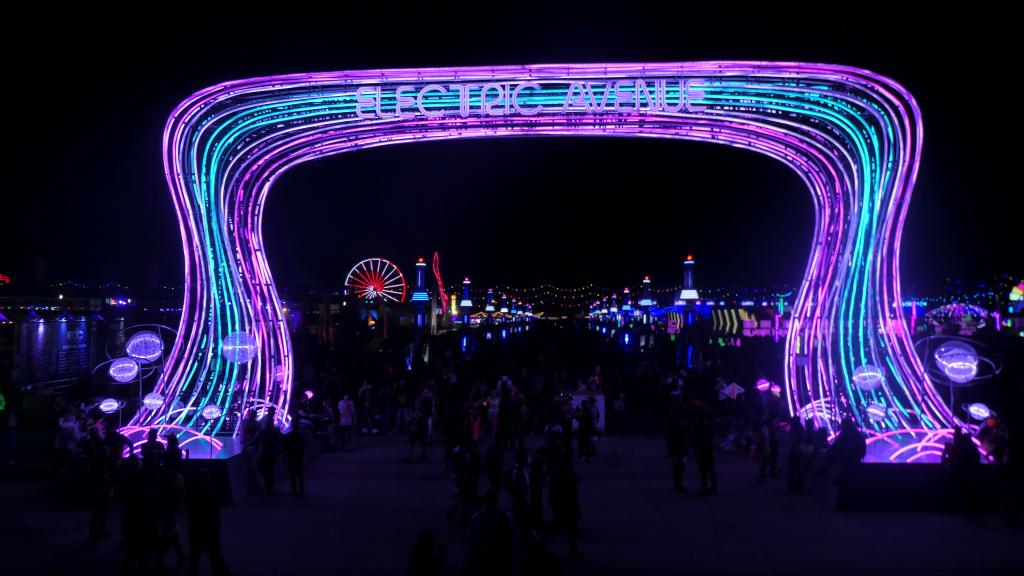 5062 - 20211022 EDC Vegas Grounds