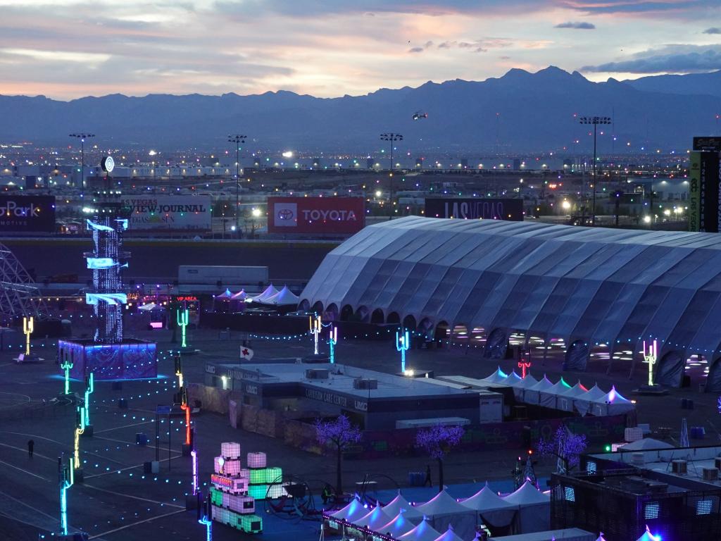 5111 - 20211022 EDC Vegas Grounds