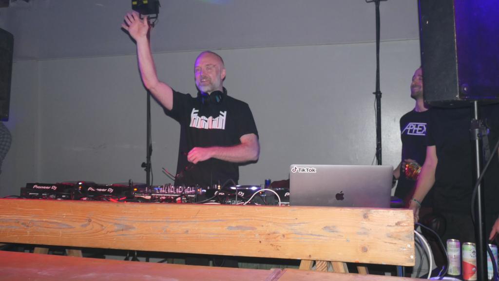 124 - 20211210 SF PublicWorks Solarstone