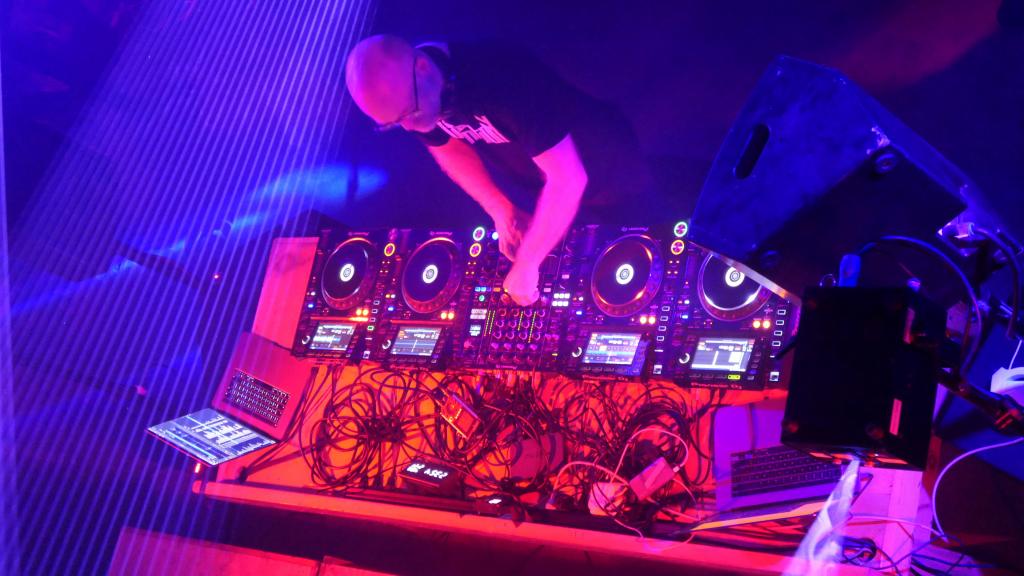 144 - 20211210 SF PublicWorks Solarstone