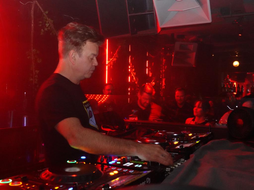 140 - 20220304 AudioSF Paul Oakenfold