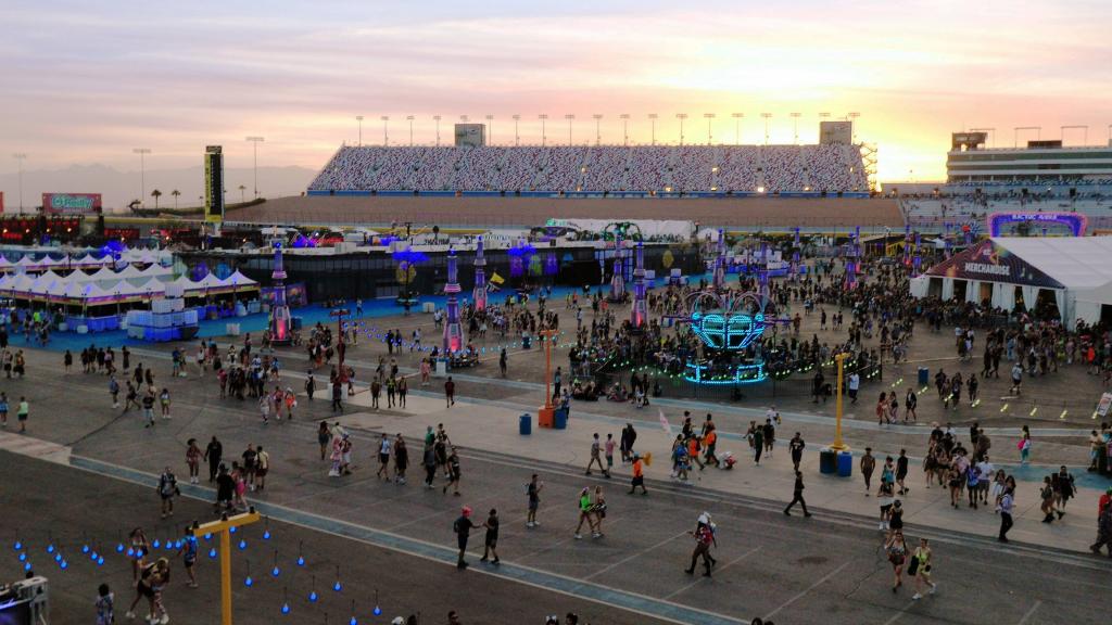 5105 - 20220520 EDC Vegas Main Ferris Wheel