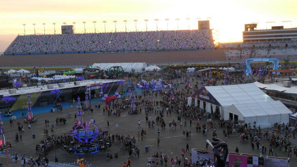 5115 - 20220520 EDC Vegas Main Ferris Wheel