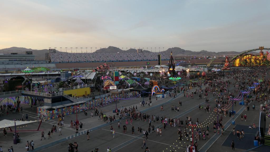 5127 - 20220520 EDC Vegas Main Ferris Wheel