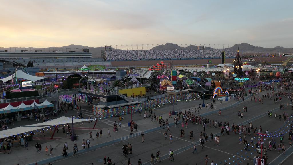 5128 - 20220520 EDC Vegas Main Ferris Wheel