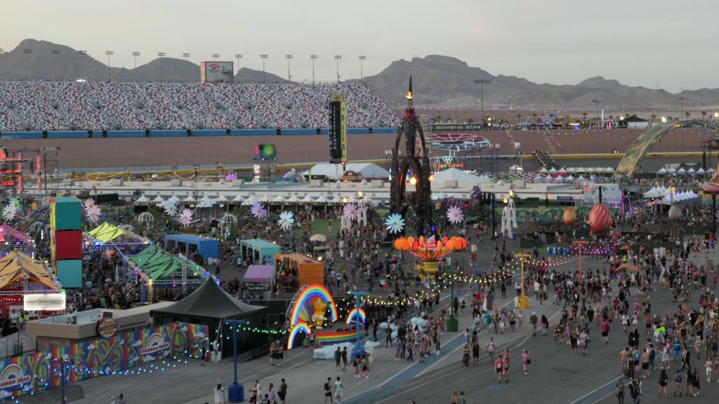 5132 - 20220520 EDC Vegas Main Ferris Wheel