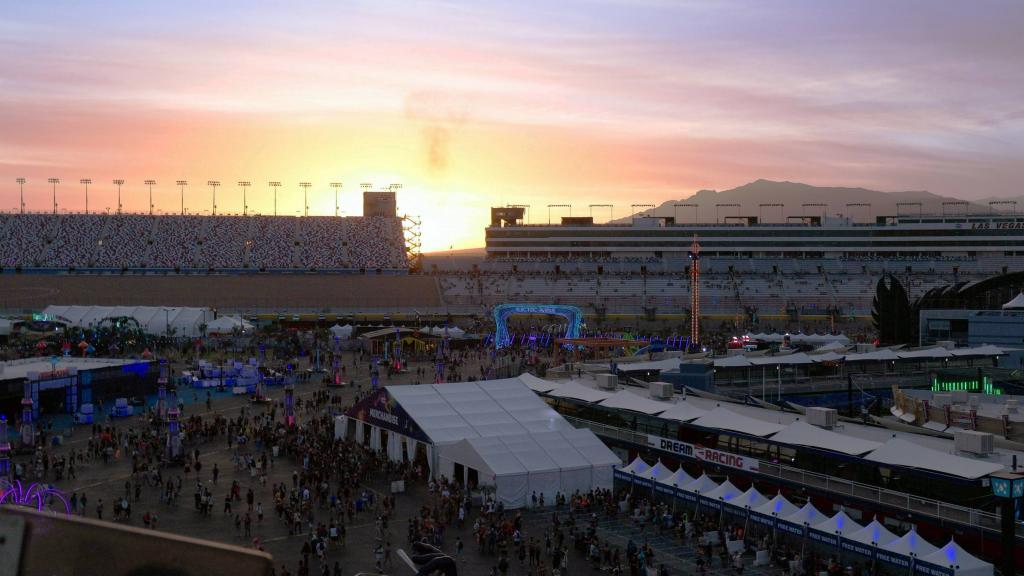 5136 - 20220520 EDC Vegas Main Ferris Wheel