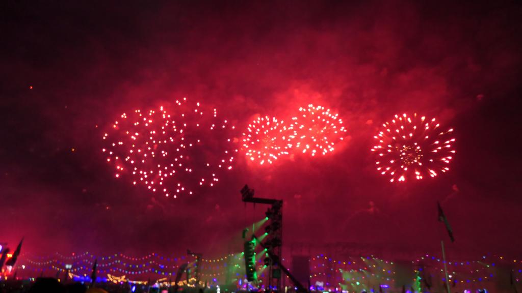 5520 - 20220521 EDC Vegas Fireworks