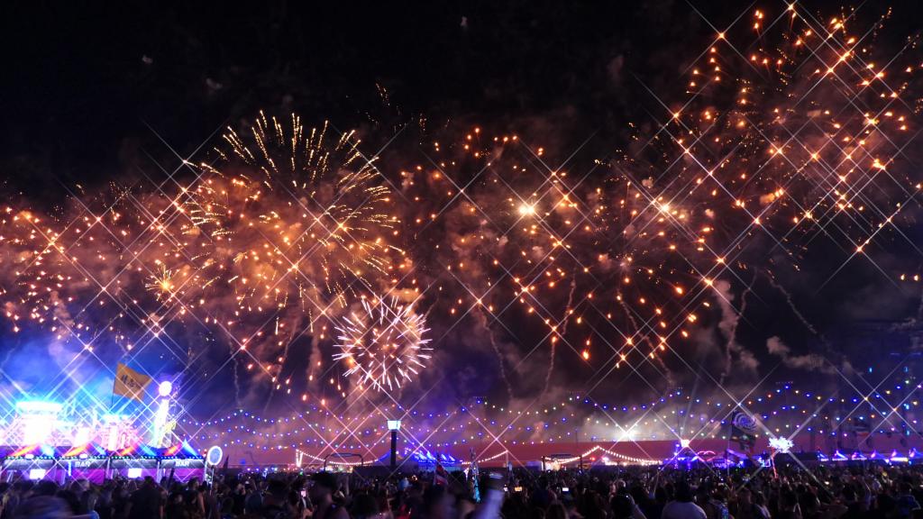 5608 - 20220522 EDC Vegas Fireworks