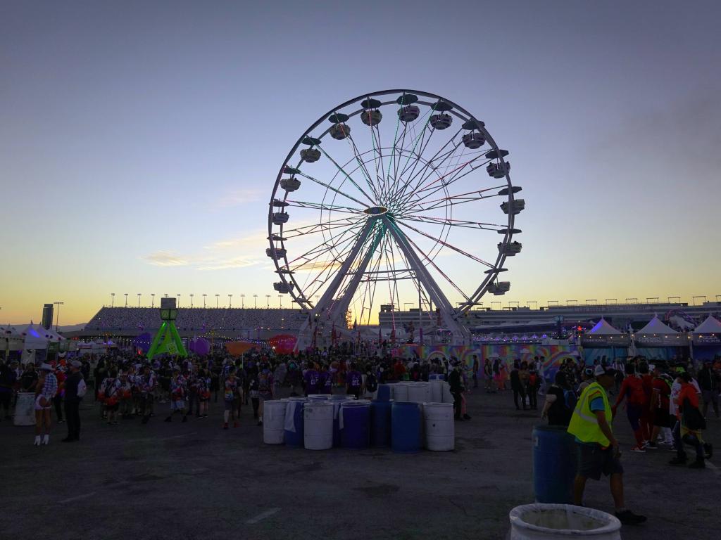 6044 - 20220520 EDC Vegas Grounds