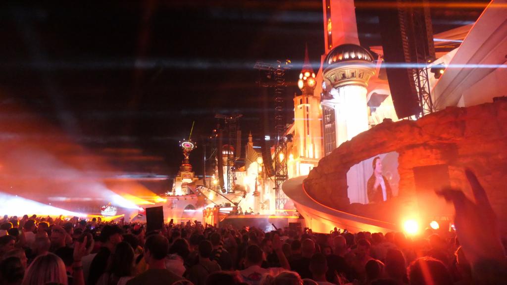 1406 - 20220729 Tomorrowland Day1