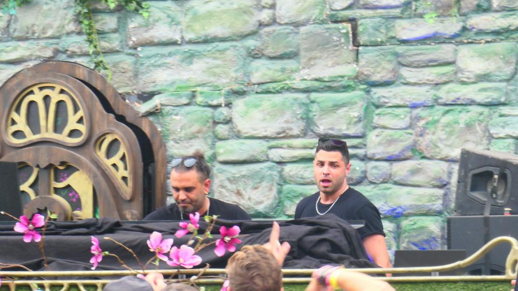 2107 - 20220730 Tomorrowland Day2