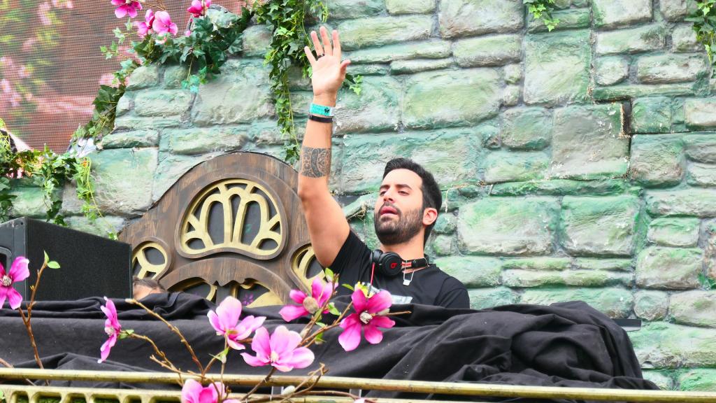 2115 - 20220730 Tomorrowland Day2