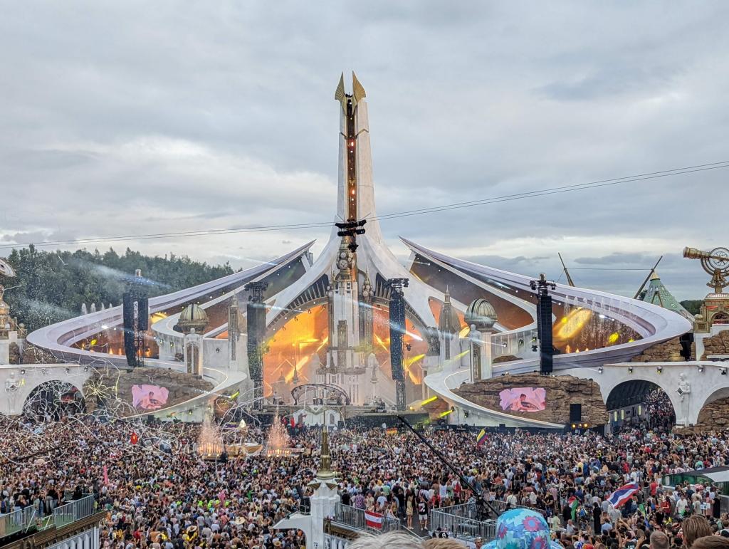 3289 - 20220731 Tomorrowland Day3