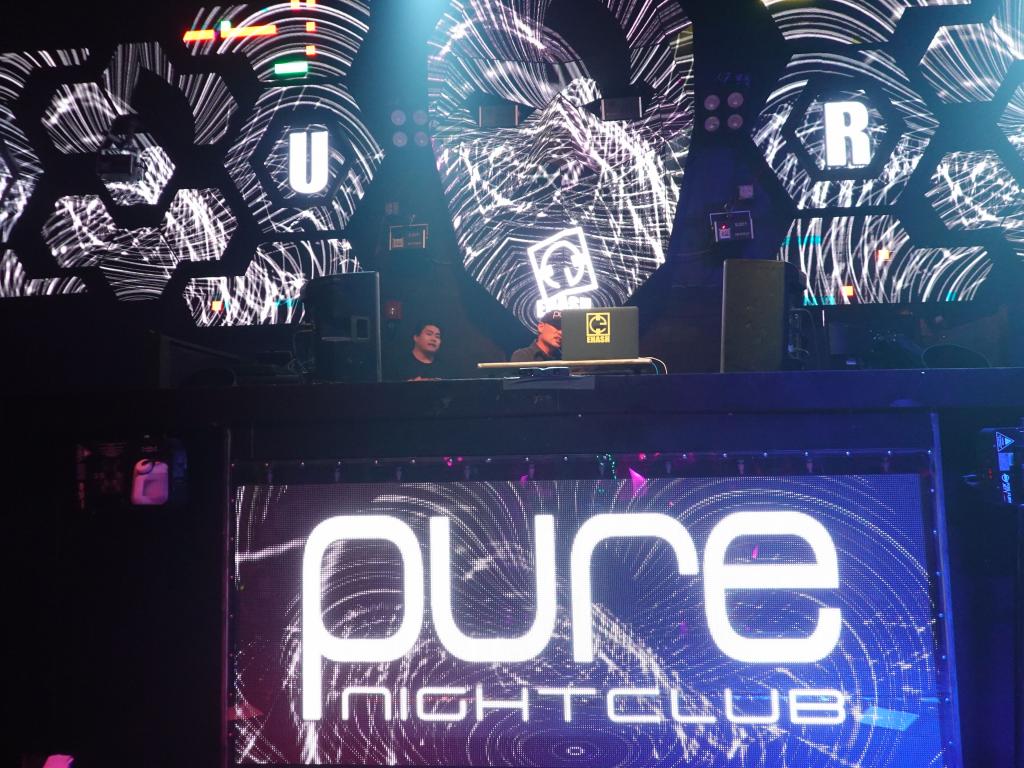 101 - 20221105 Pure Nightclub Haliene