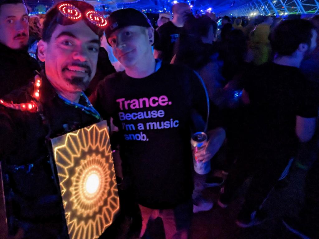 5076 - 20221118 Dreamstate Socal People