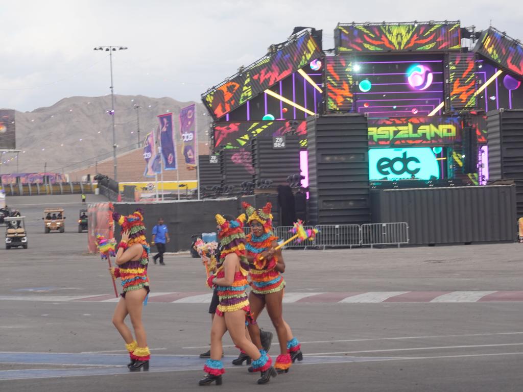 4015 - 20230519 EDC Vegas Grounds