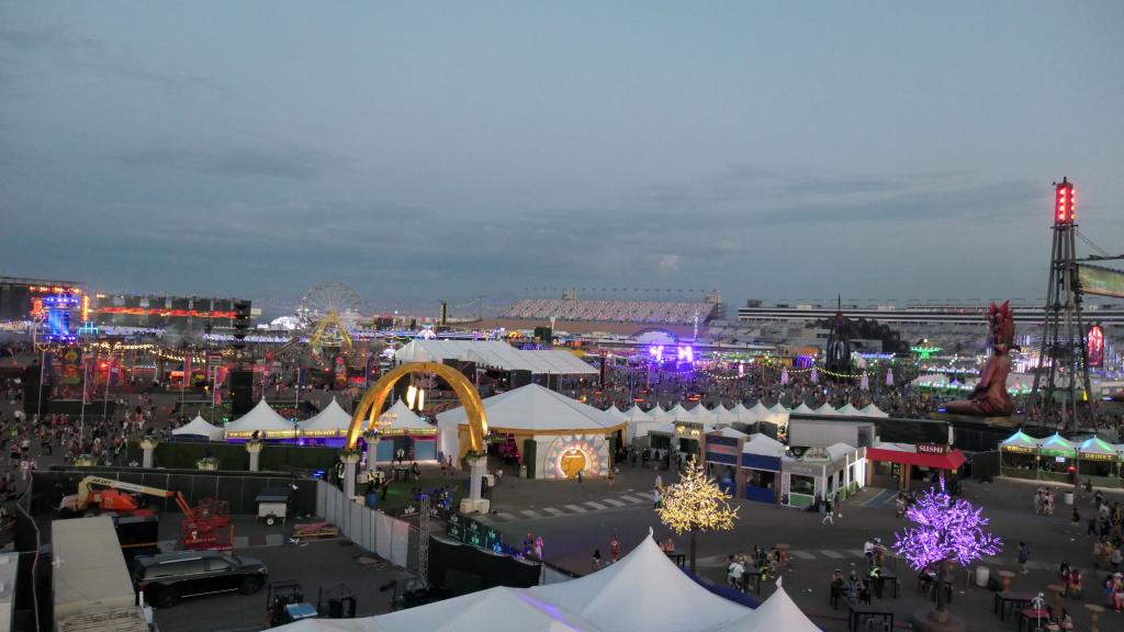 4349 - 20230519 EDC Vegas Grounds Ferris Wheel