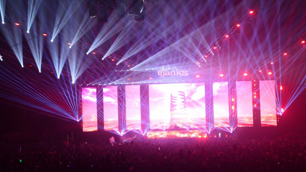 184 - 20231125 Give Thanks Cow Palace