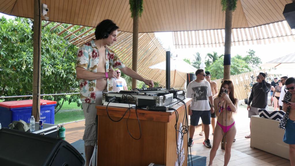 3114 - 20240201 Unkonscious Day3 Alexa Beach Club Day1 Panasonic