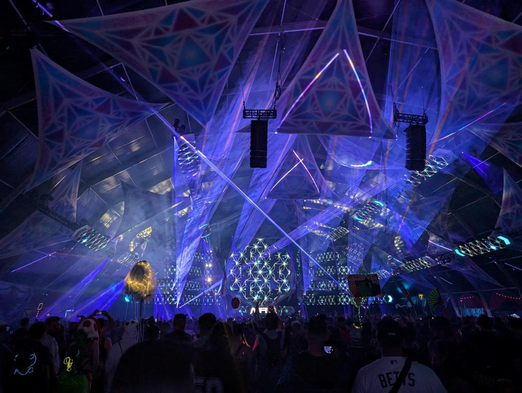 1138 - 20240517 EDC Vegas Day1 Google