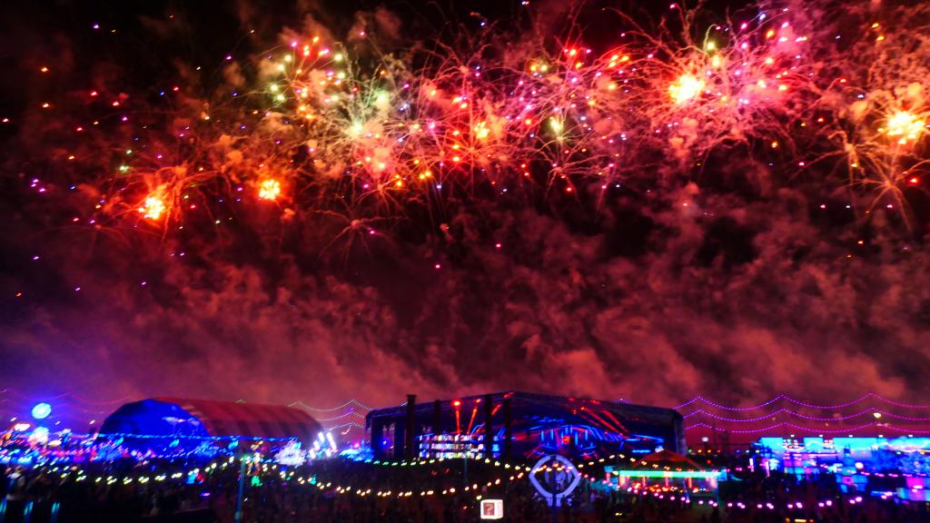 4636 - 20240517 EDC Vegas Fireworks Panasonic