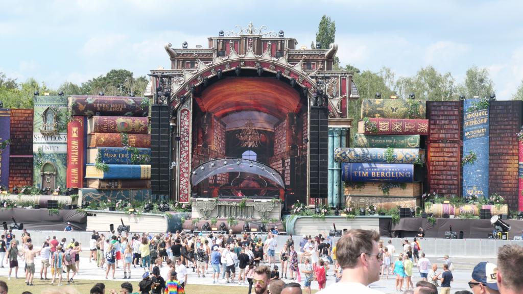 1121 - 20240726 Tomorrowland Day1 Panasonic DC-ZS200D
