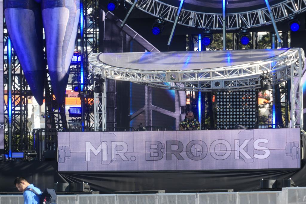 1111 - 20241122 Dreamstate Socal Queen Mary Day1 Panasonic