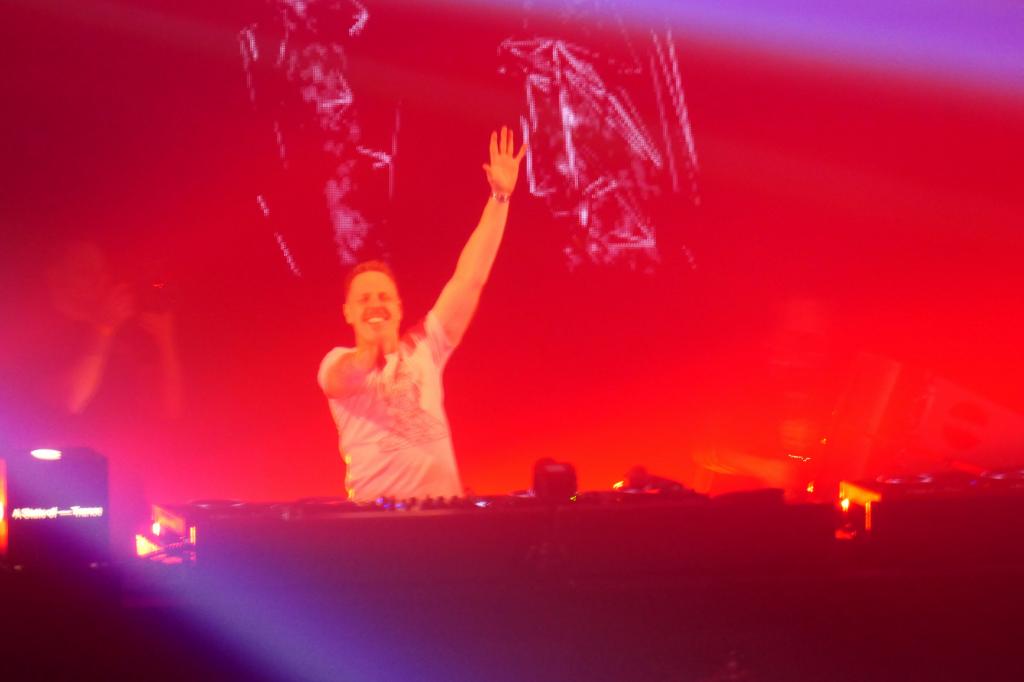 1202 - 20250221 ASOT Rotterdam Panasonic DC-ZS200D